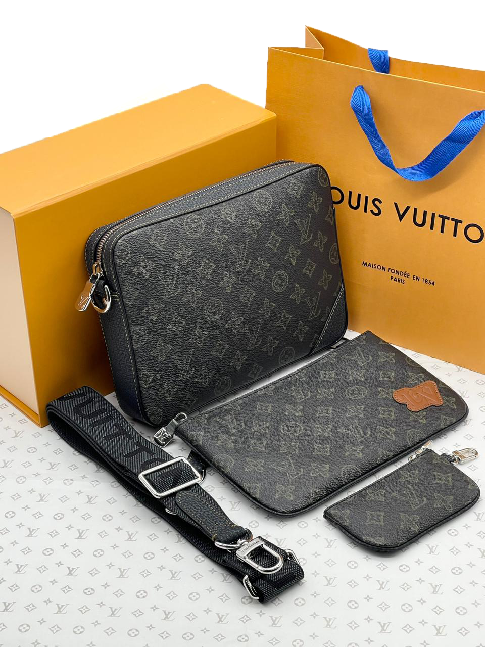 Trio messenger. Louis Vuitton Trio Messenger. Louis Vuitton Trio Messenger мужская. Фурнитура lv.