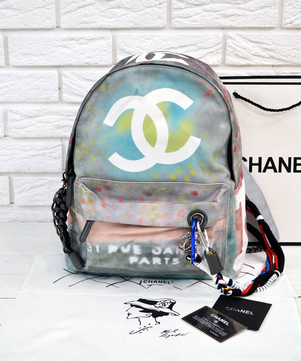 Рюкзак Chanel Graffiti